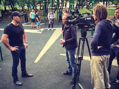 Генеральный директор KENGURU.PRO Максим Александрович Попов в программе "В деталях"